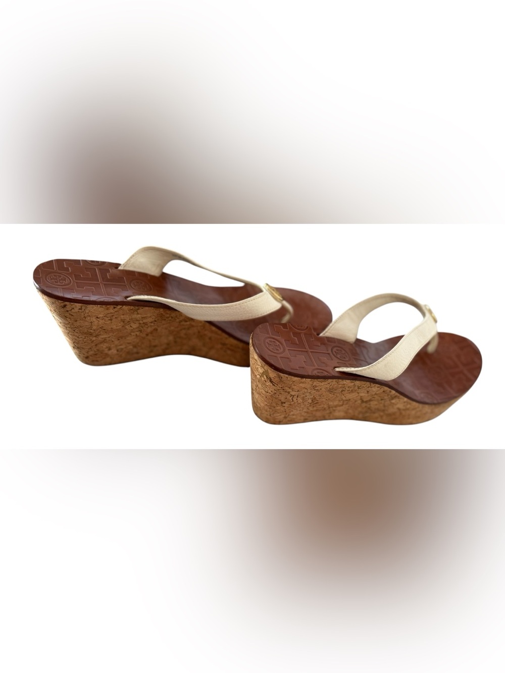 Tory Burch Thora White Wedge Sandals Size 9 Gold Logo-Excellent Condition